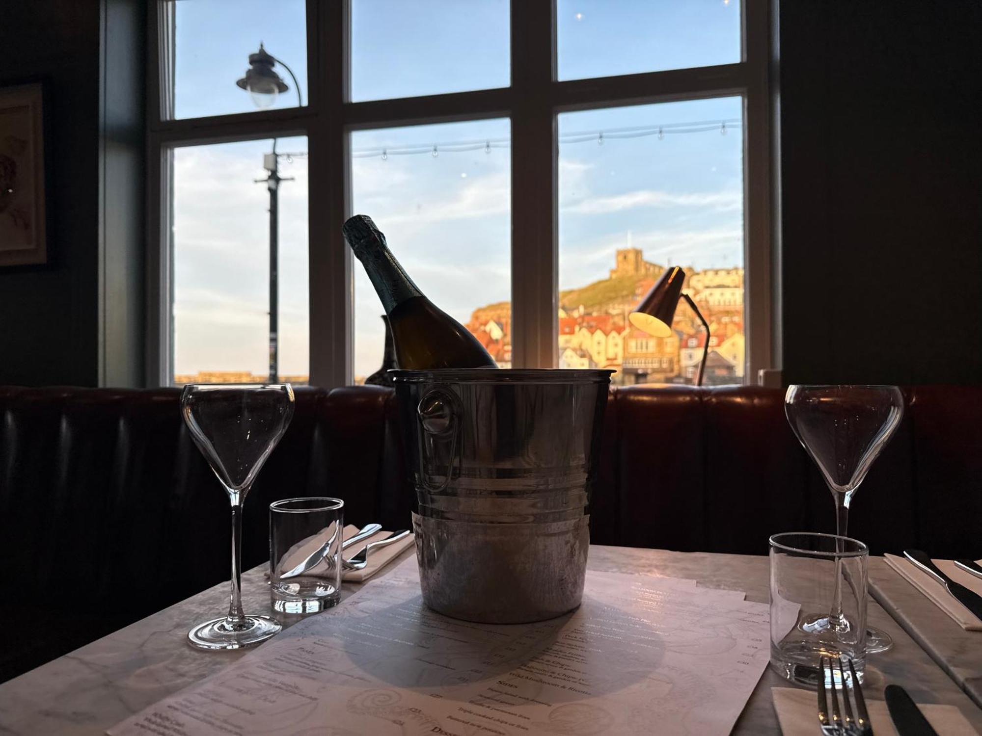 The Marine Hotel & Restaurant Whitby Eksteriør bilde